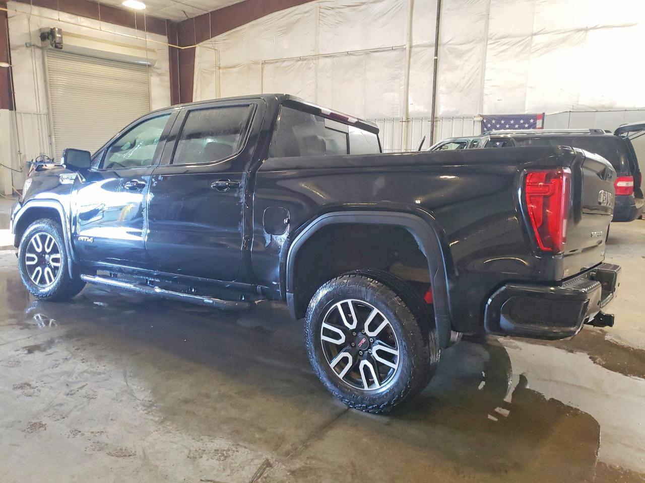 2019 GMC SIERRA K1500 AT4 photo 2