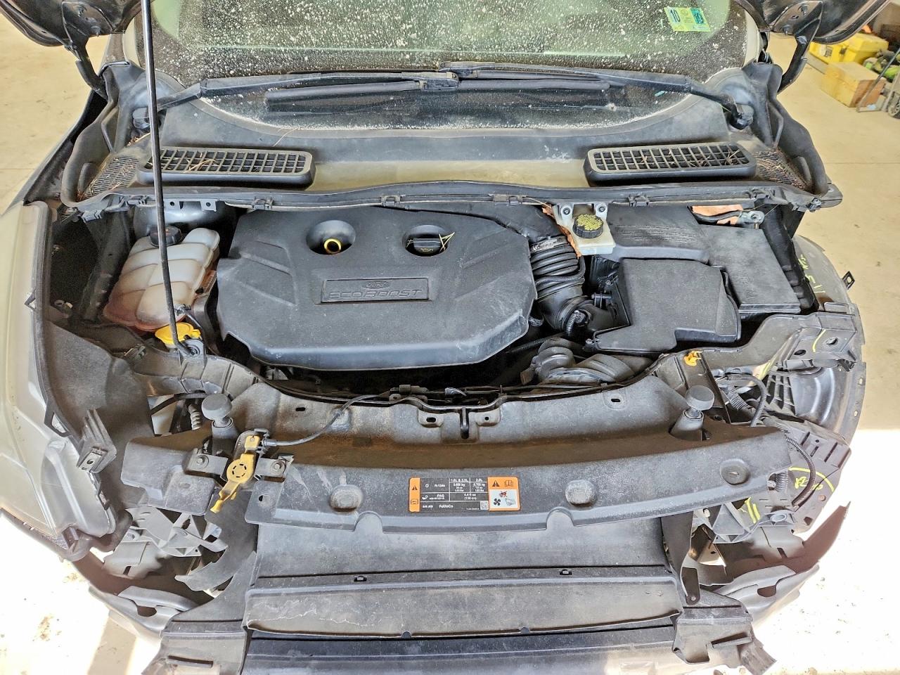 2015 FORD ESCAPE SE photo 12