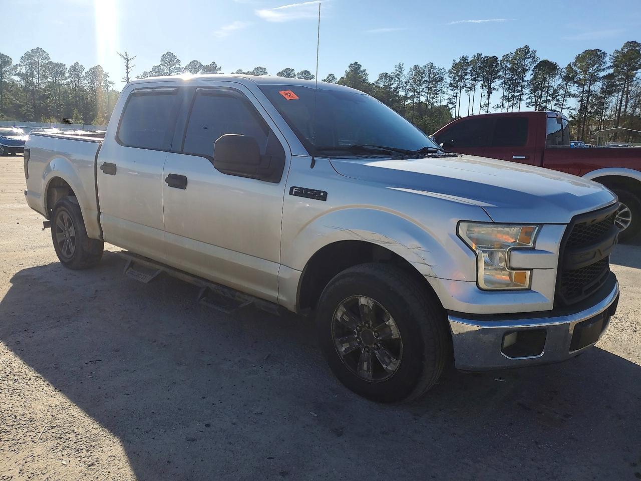 2015 FORD F150 SUPERCREW photo 4