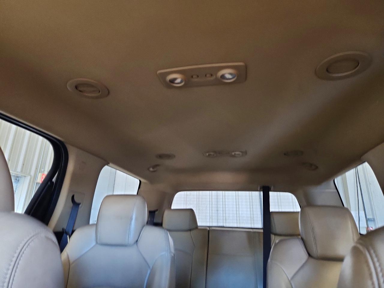 2010 GMC ACADIA SLT-1 photo 37