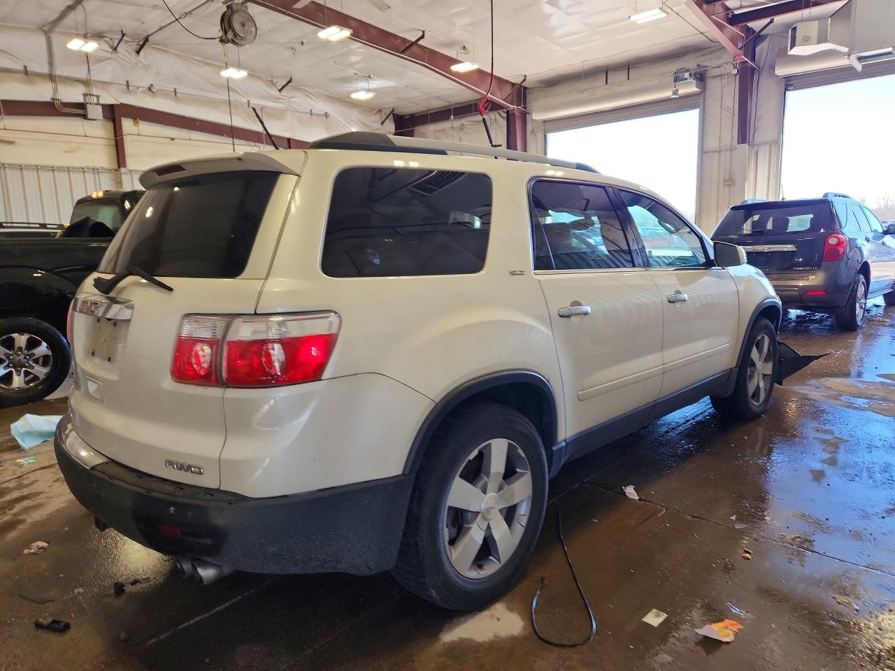 2010 GMC ACADIA SLT-1 photo 9