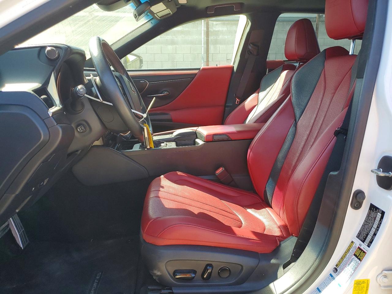 2021 LEXUS ES photo 20