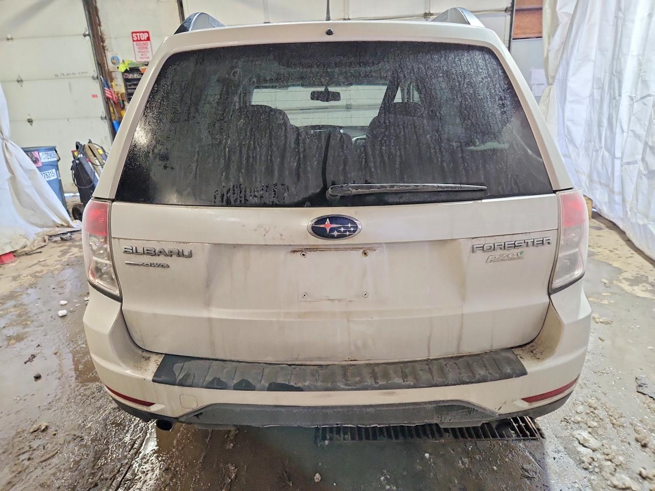 2011 SUBARU FORESTER 2.5X PREMIUM photo 11