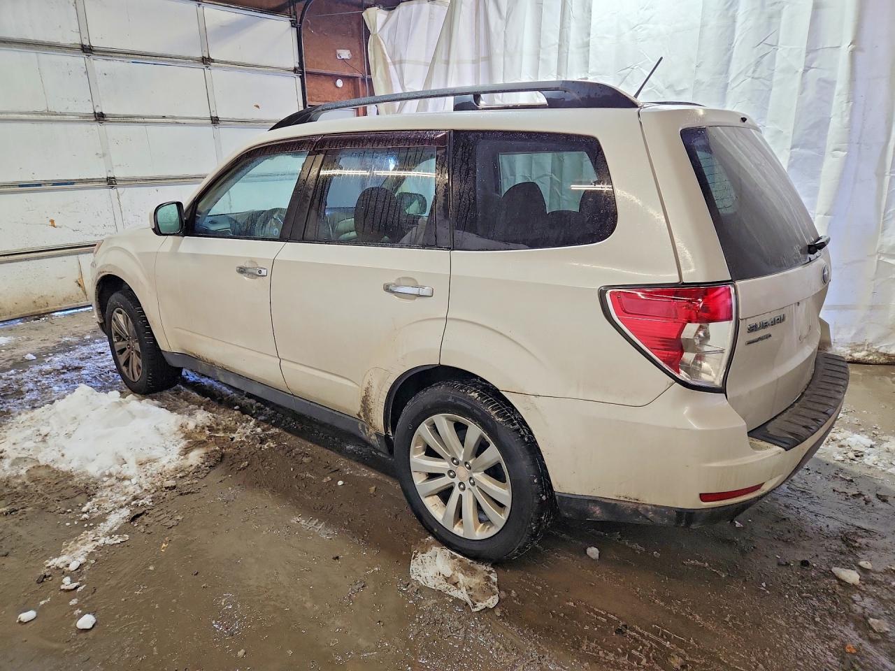 2011 SUBARU FORESTER 2.5X PREMIUM photo 3
