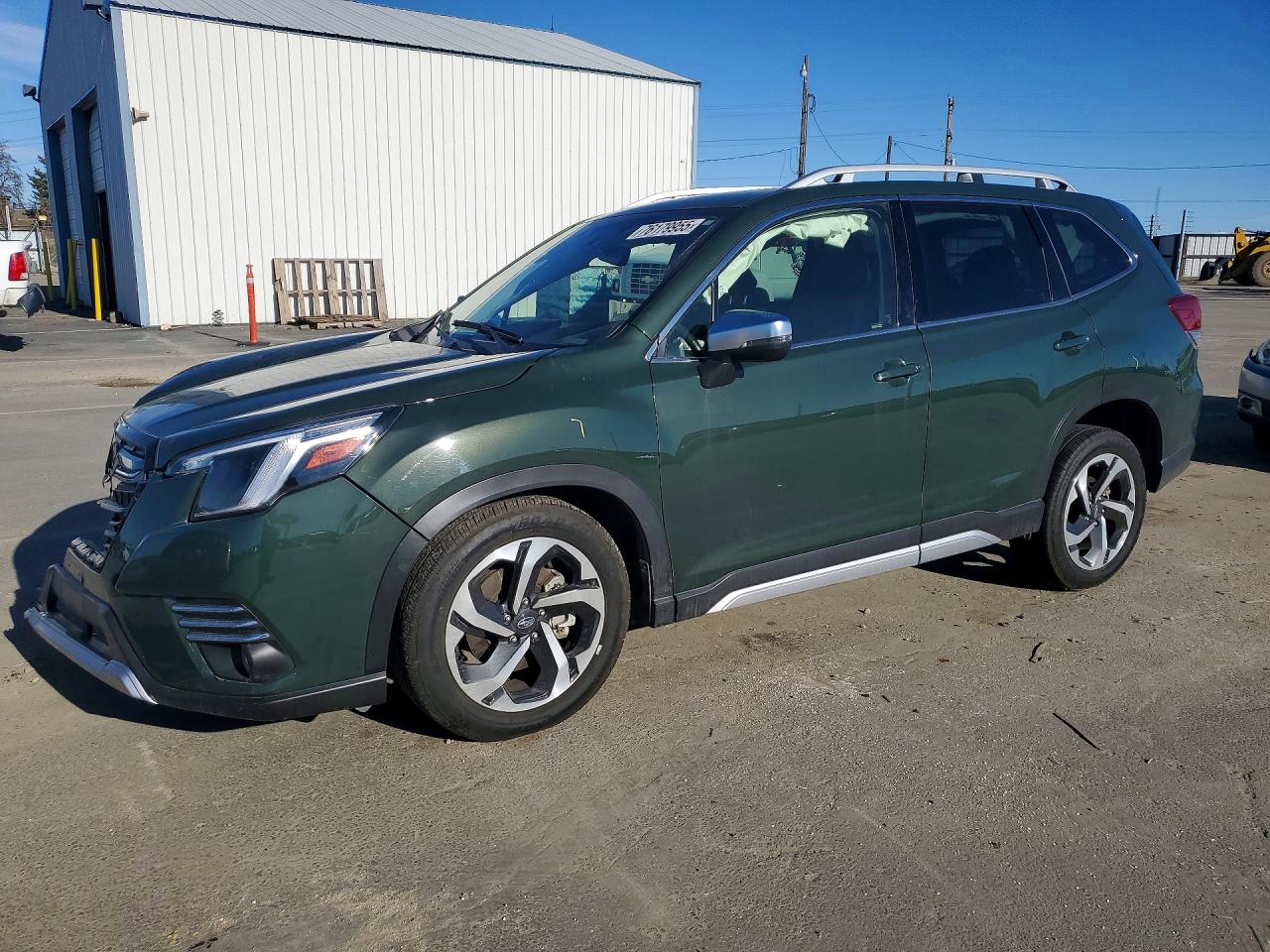 2022 SUBARU FORESTER