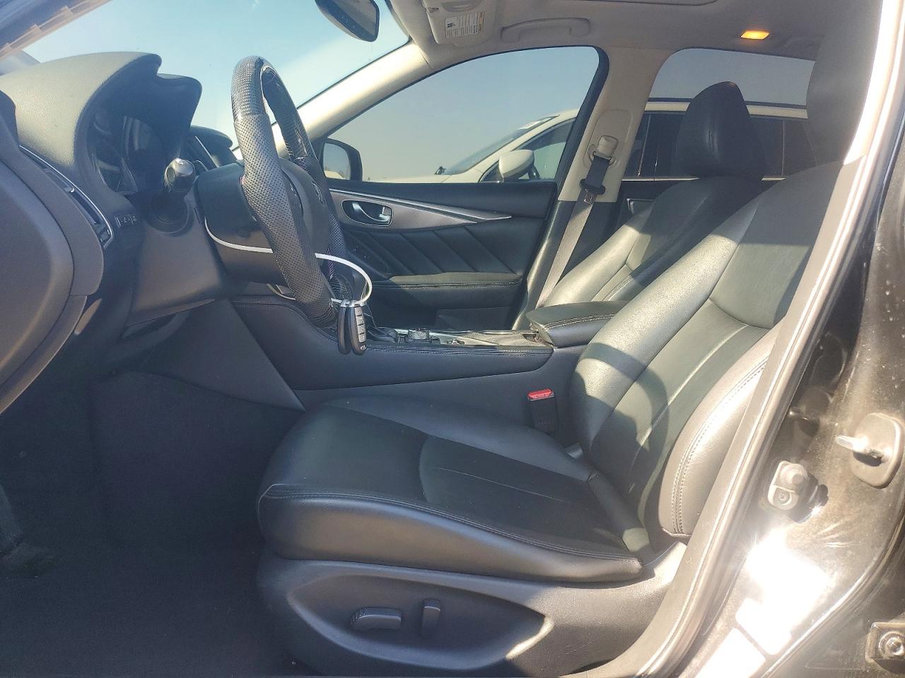 2015 INFINITI Q50 BASE photo 7