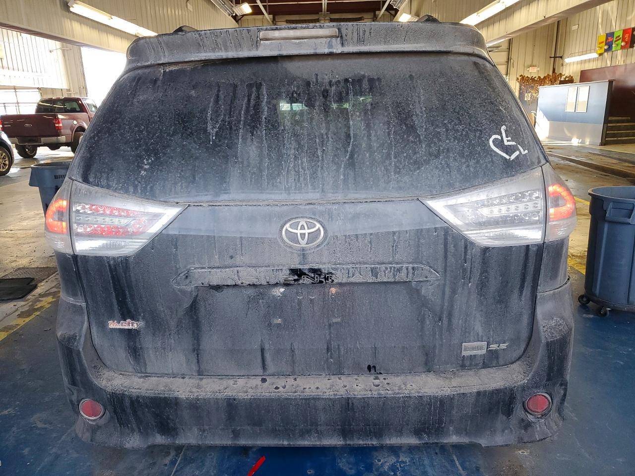 2014 TOYOTA SIENNA SPORT photo 11