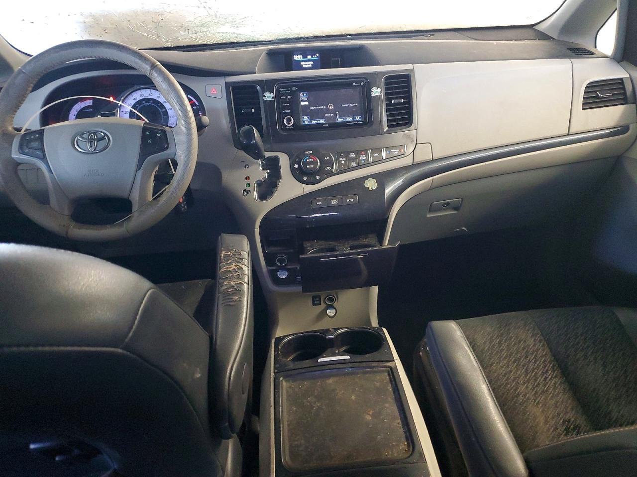 2014 TOYOTA SIENNA SPORT photo 15
