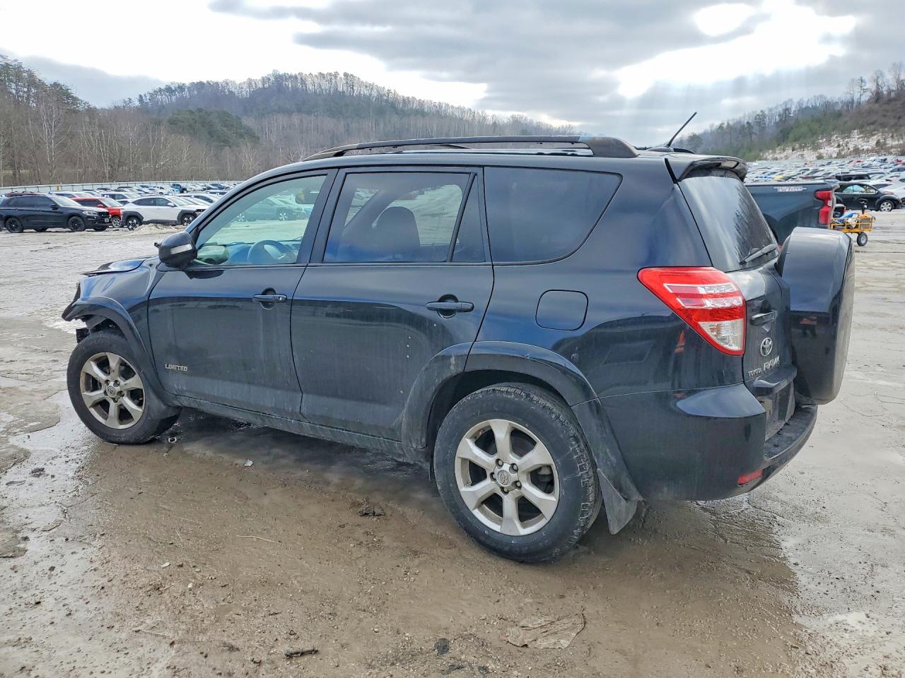 2010 TOYOTA RAV4 LIMITED photo 3