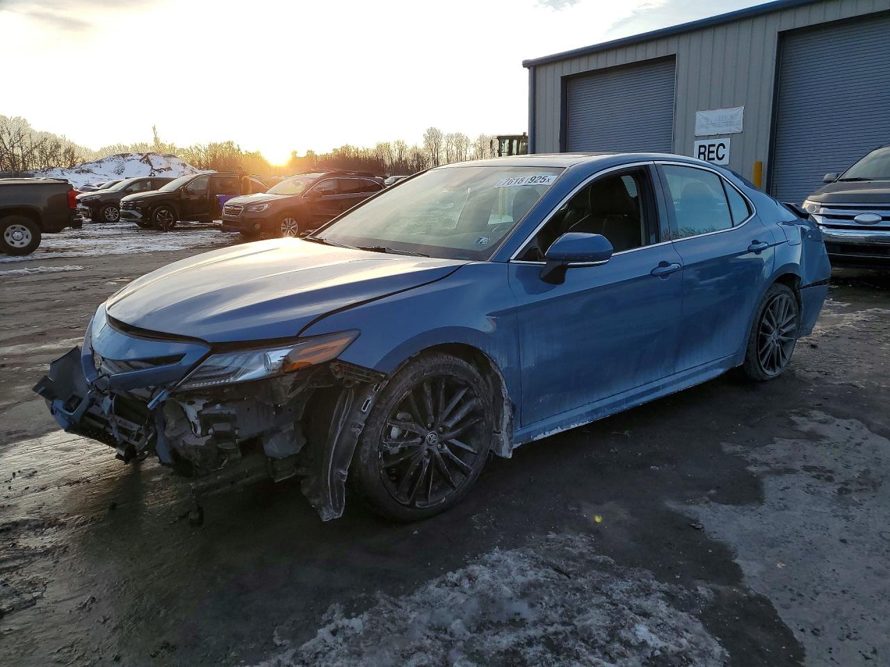 2023 TOYOTA CAMRY