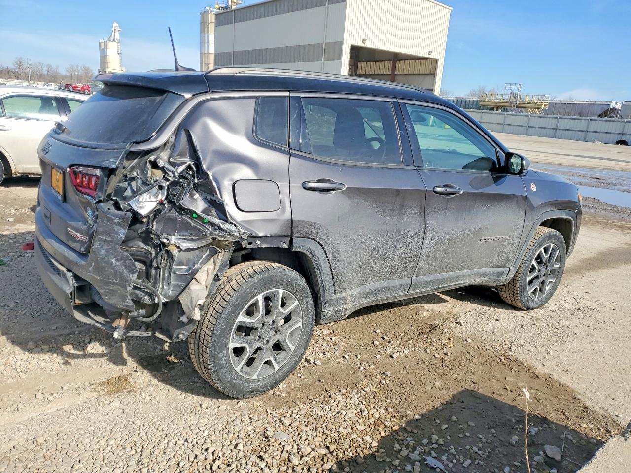 2021 JEEP COMPASS TRAILHAWK photo 5