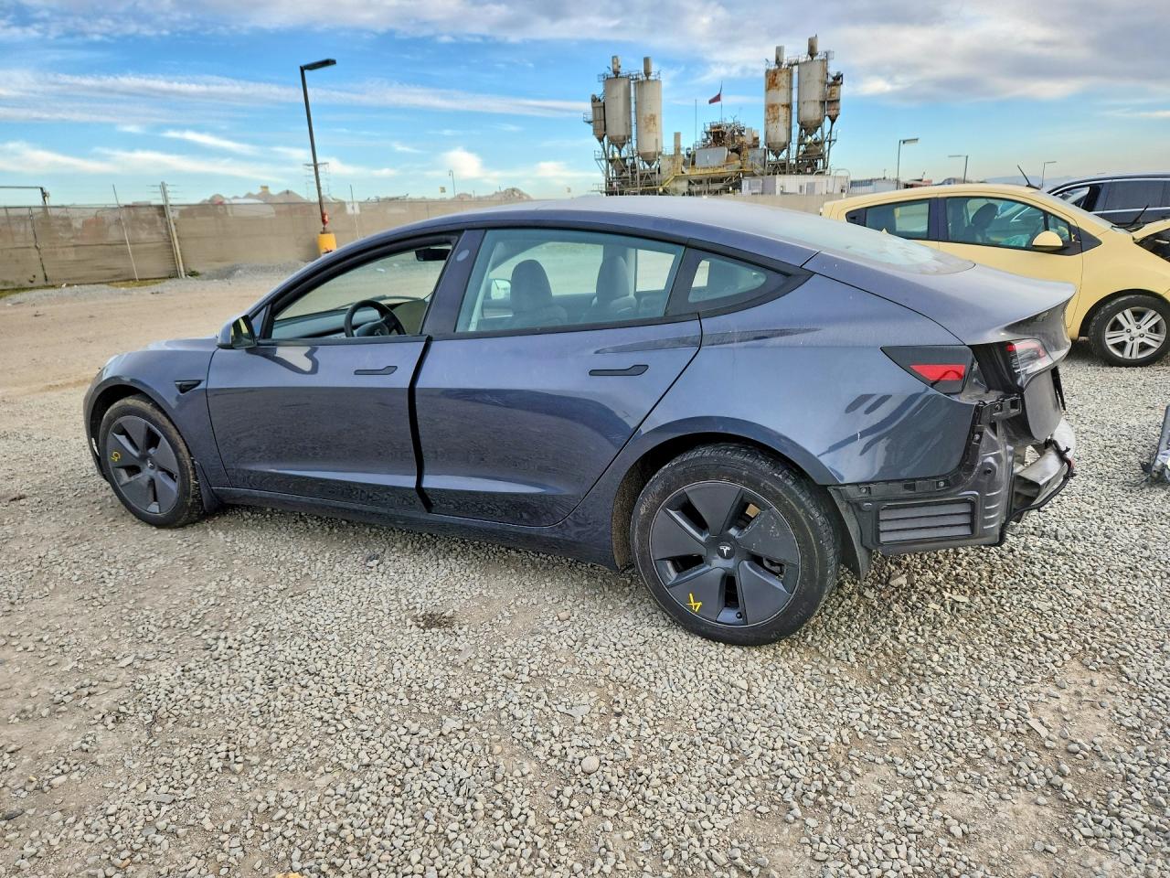 2023 TESLA MODEL 3 photo 4
