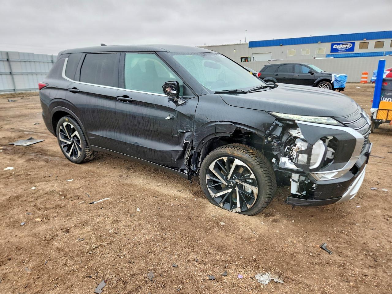 2024 MITSUBISHI OUTLANDER SE photo 13