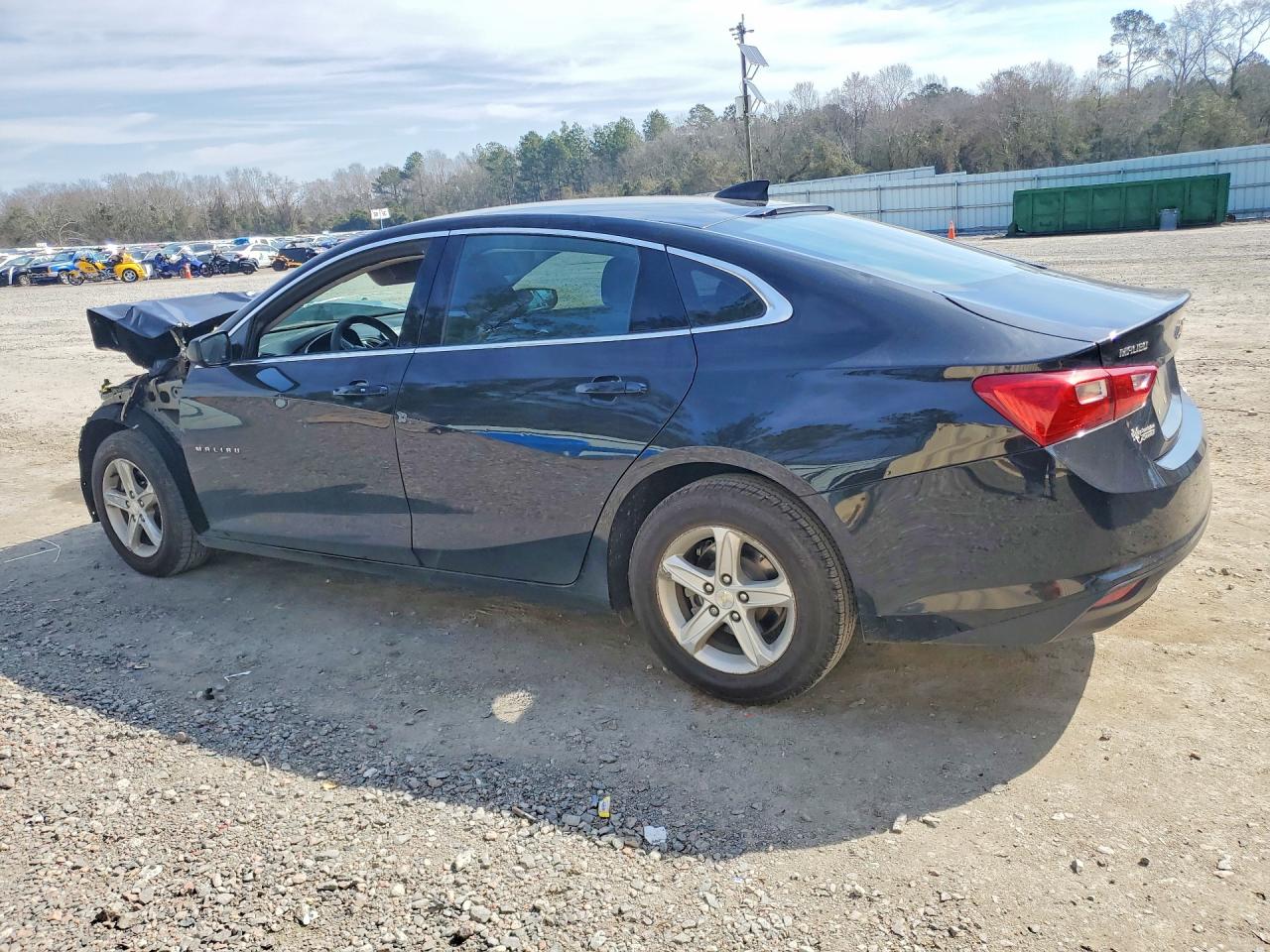 2022 CHEVROLET MALIBU LS photo 2