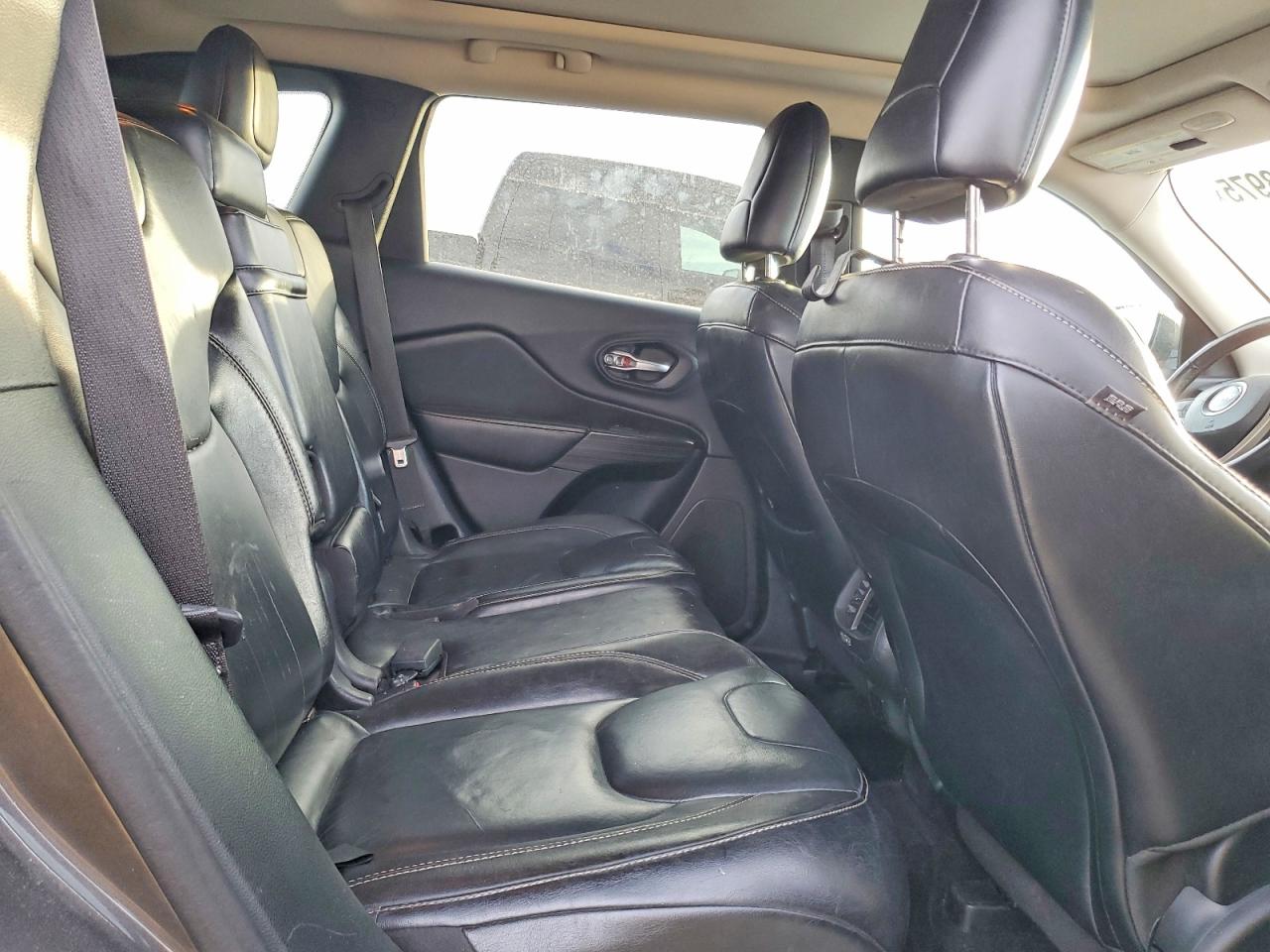 2015 JEEP CHEROKEE LIMITED photo 31