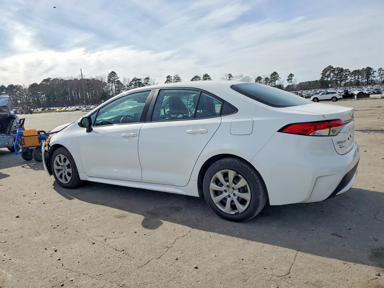 2020 TOYOTA COROLLA LE photo 4