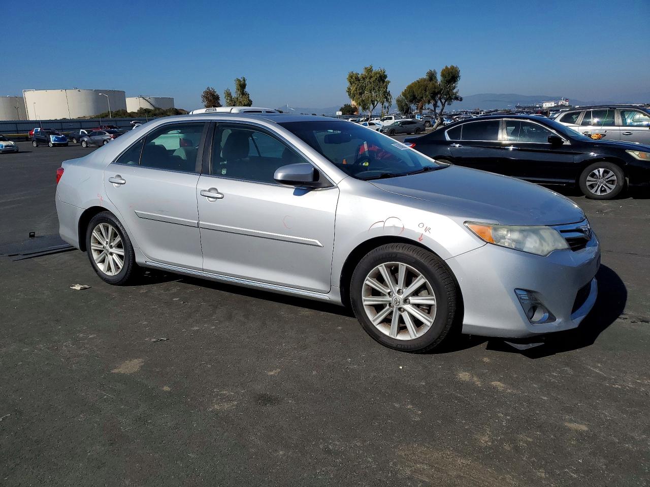 2014 TOYOTA CAMRY SE photo 7