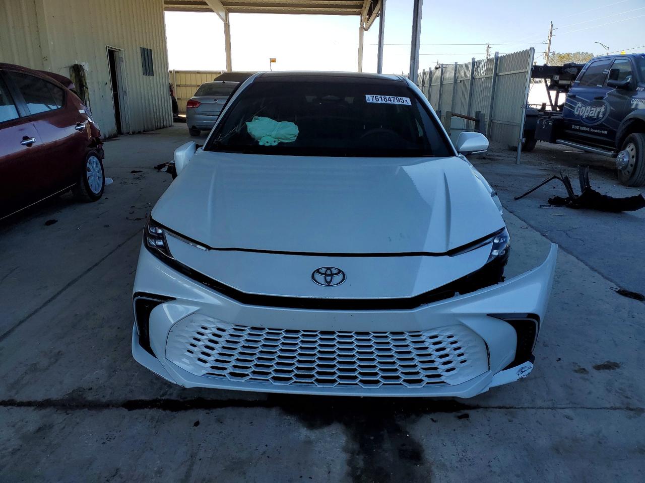 2025 TOYOTA CAMRY XSE photo 9