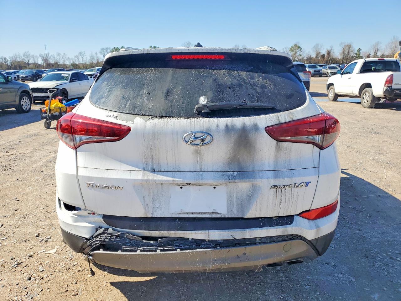 2016 HYUNDAI TUCSON photo 11