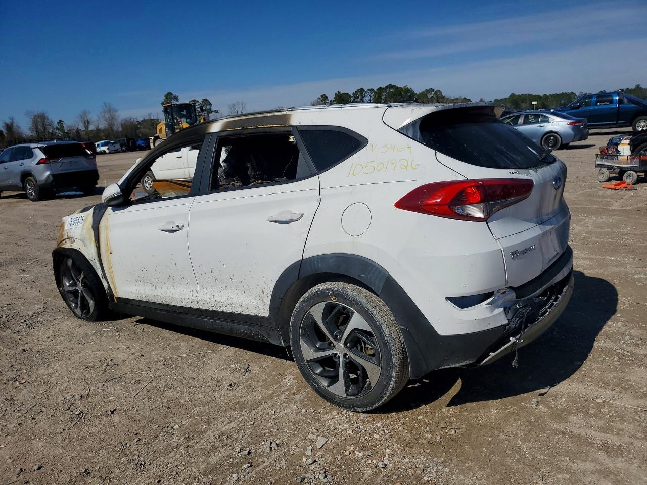 2016 HYUNDAI TUCSON photo 3