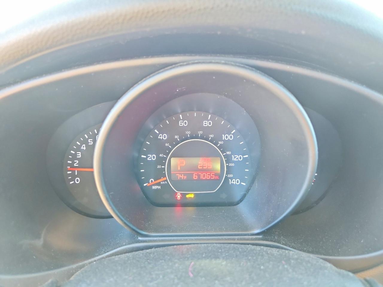 2017 KIA SOUL BASE photo 9