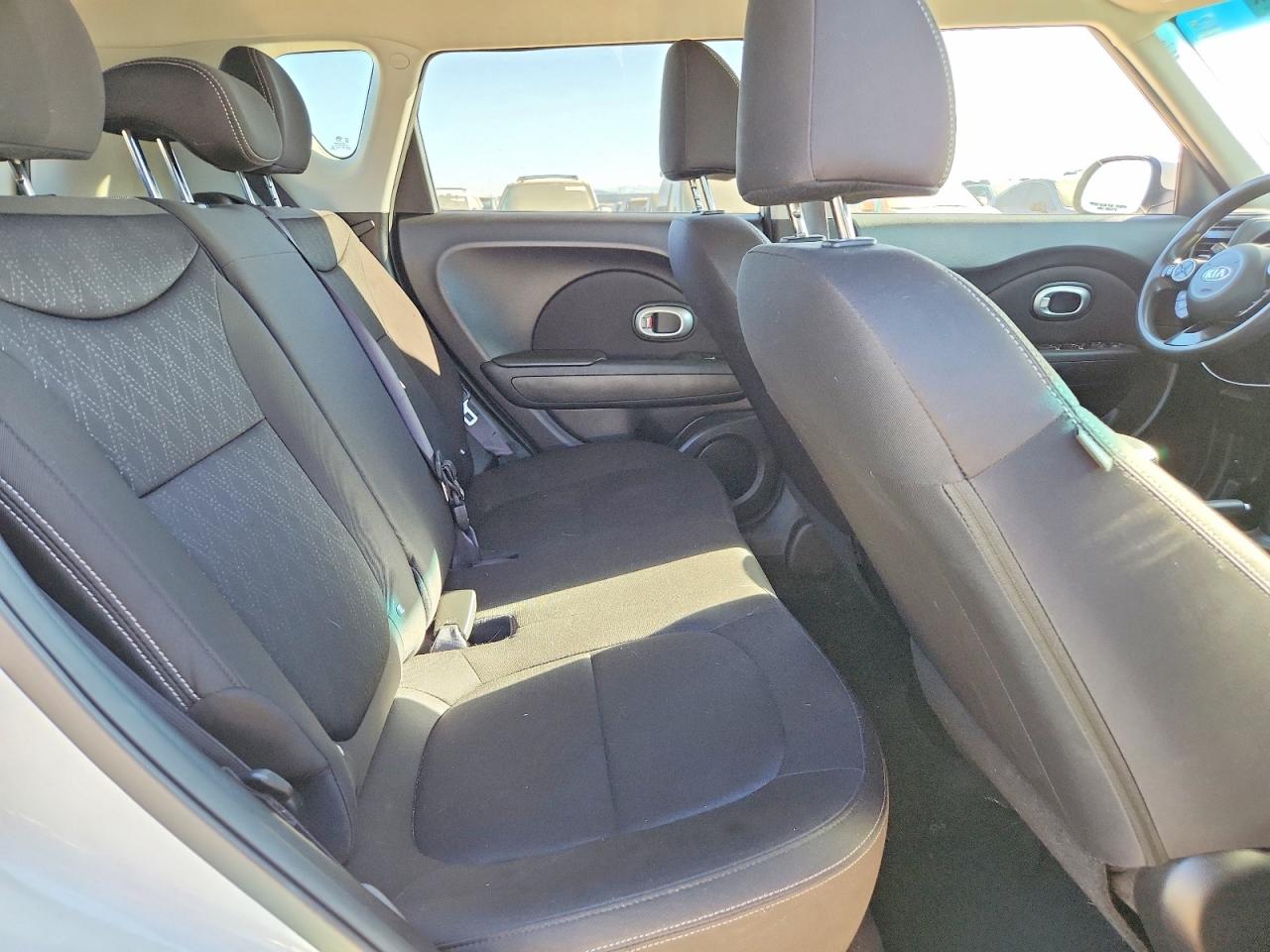2017 KIA SOUL BASE photo 10