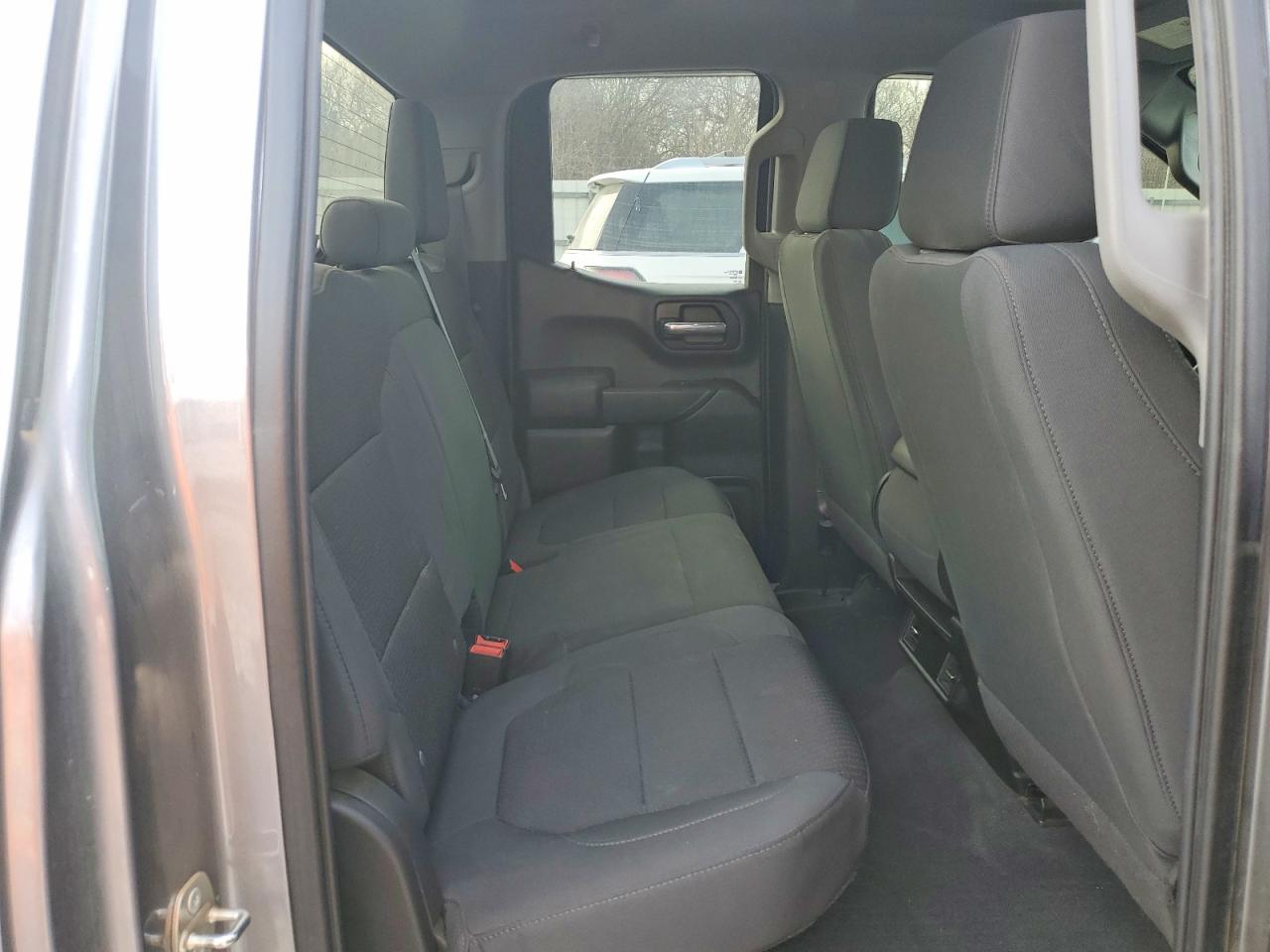 2021 CHEVROLET SILVERADO C1500 CUSTOM photo 10
