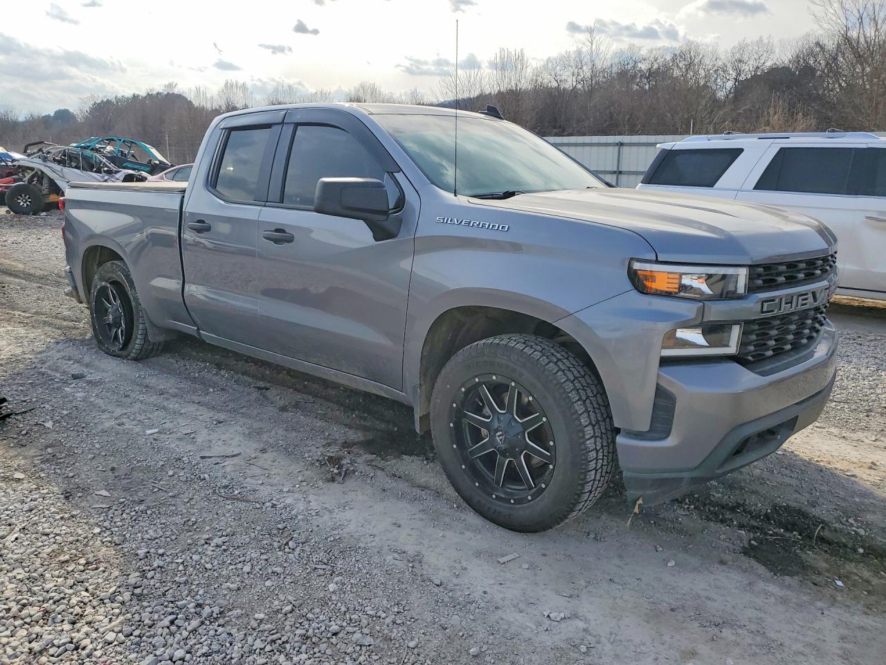 2021 CHEVROLET SILVERADO C1500 CUSTOM photo 4