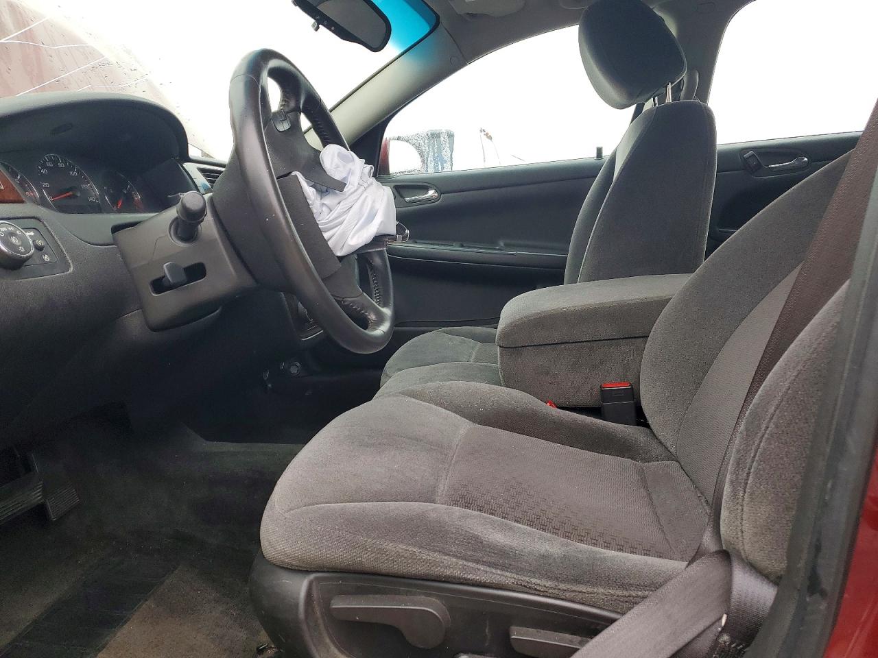 2011 CHEVROLET IMPALA LT photo 19