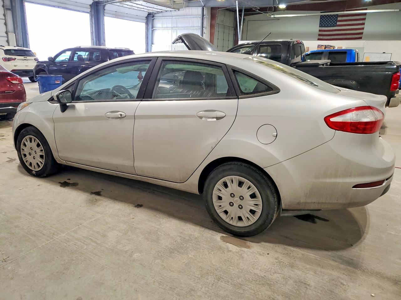 2019 FORD FIESTA S photo 2