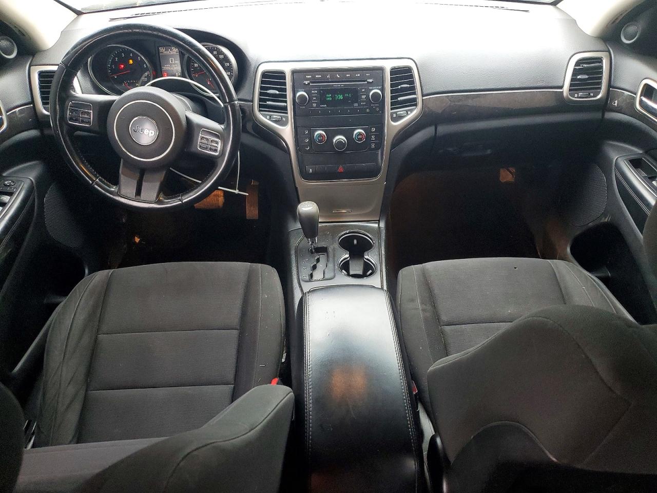 2011 JEEP GRAND CHEROKEE LAREDO photo 15