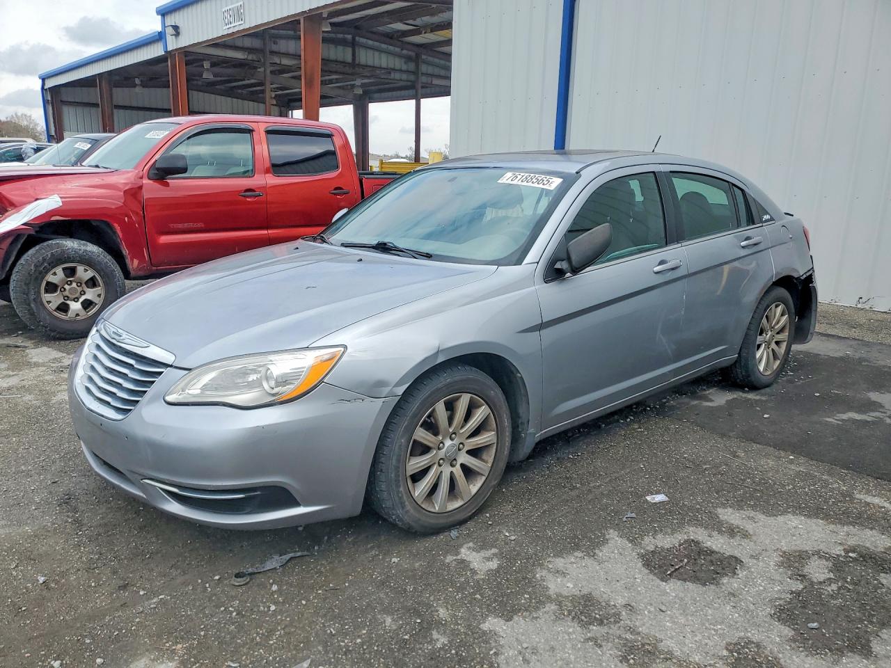 2013 CHRYSLER 200