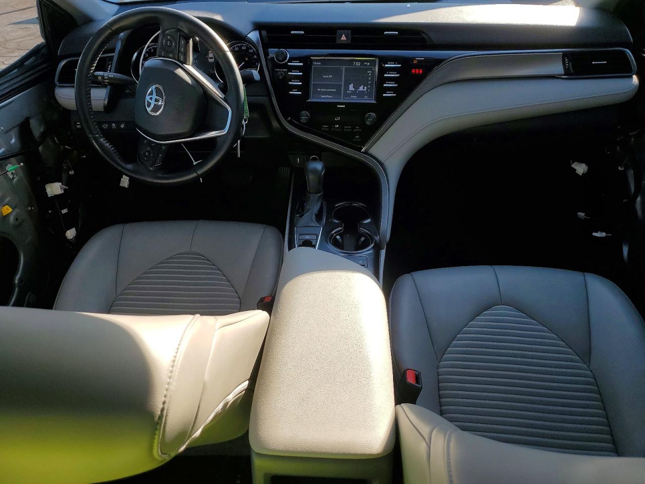 2020 TOYOTA CAMRY SE photo 22