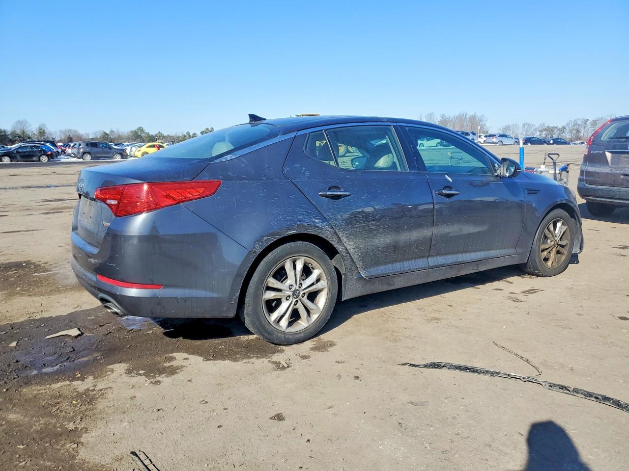 2011 KIA OPTIMA EX photo 3