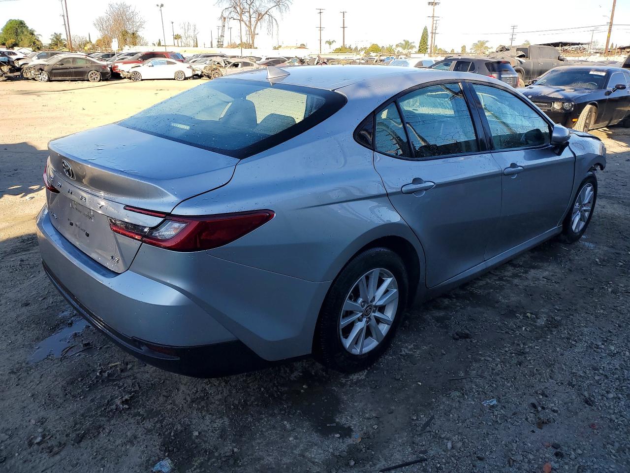 2025 TOYOTA CAMRY XSE photo 3