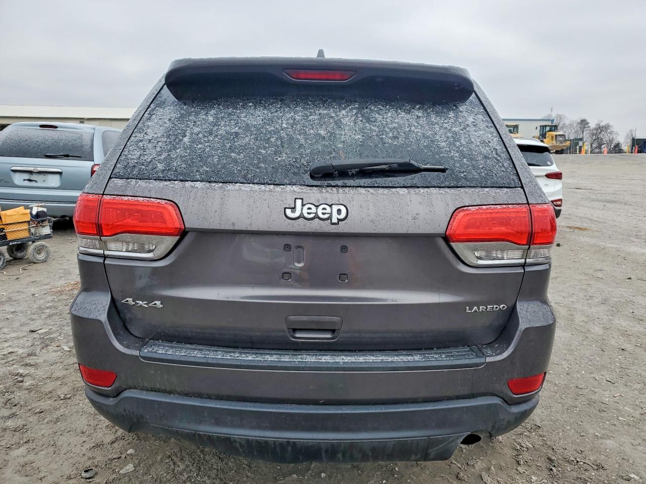 2015 JEEP GRAND CHEROKEE LAREDO photo 11