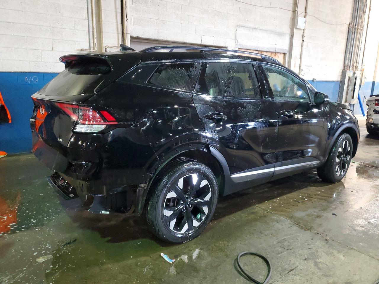 2023 KIA SPORTAGE X-LINE photo 5