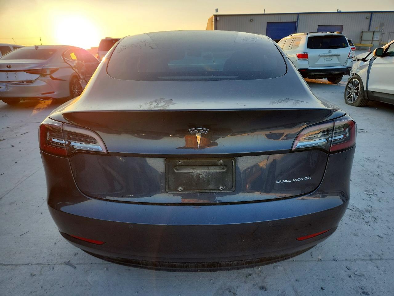 2022 TESLA MODEL 3 photo 11