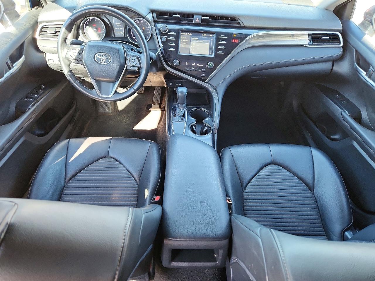 2018 TOYOTA CAMRY SE photo 15
