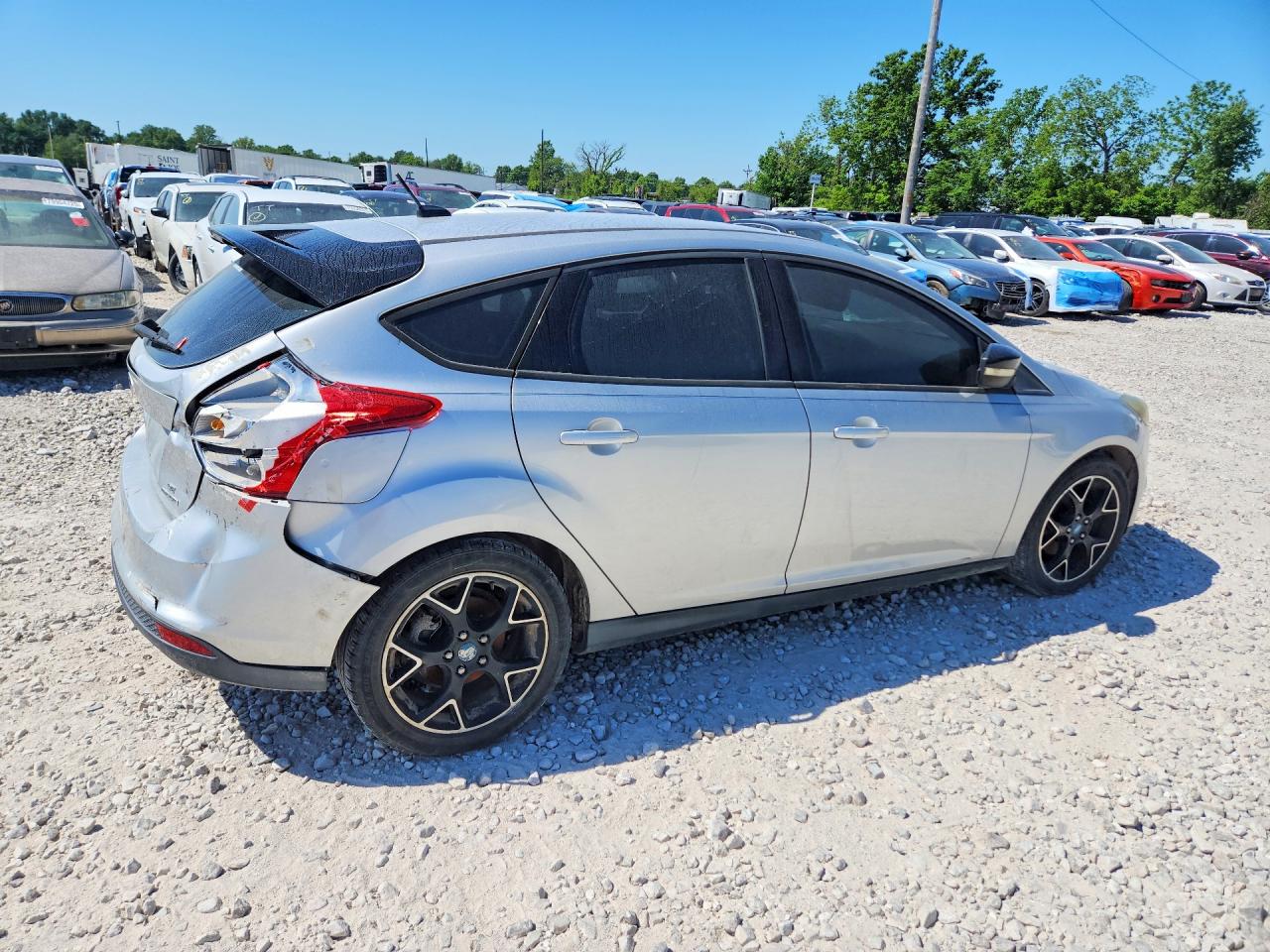 2013 FORD FOCUS SE photo 3