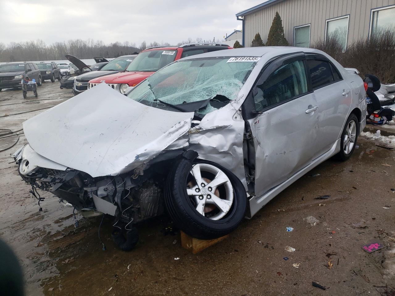 2013 TOYOTA COROLLA