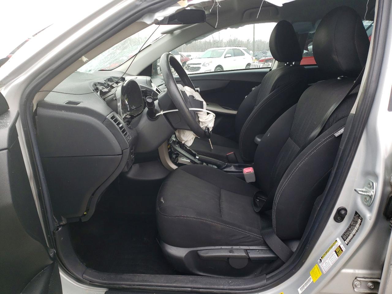 2013 TOYOTA COROLLA S photo 7
