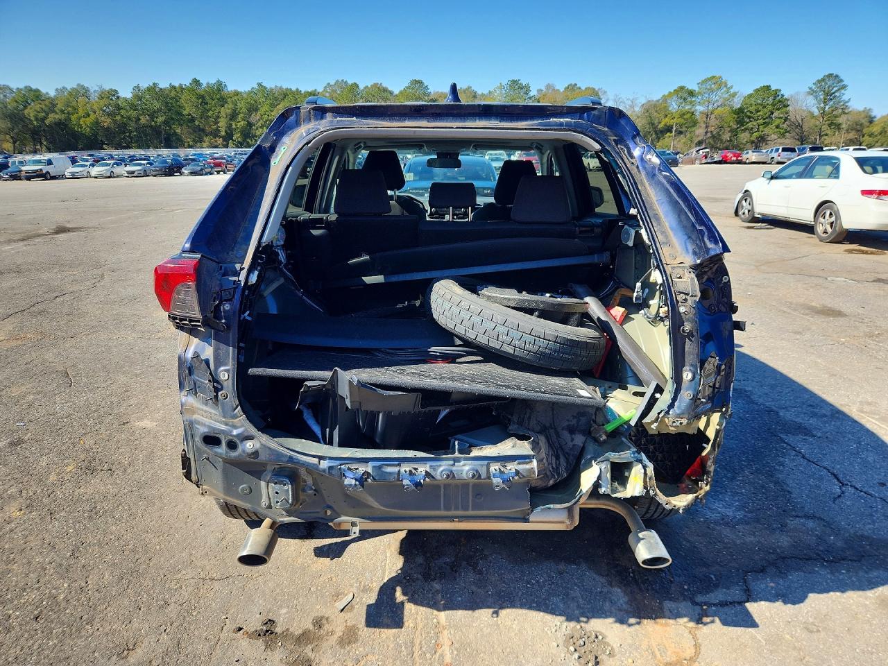 2019 TOYOTA RAV4 XLE photo 11