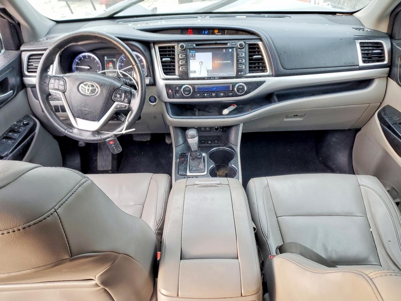 2017 TOYOTA HIGHLANDER XLE photo 15