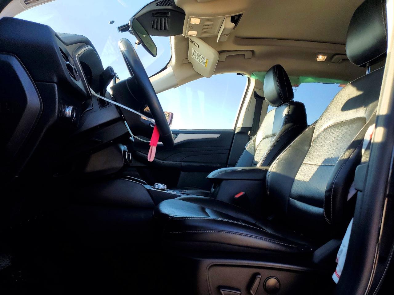 2022 FORD ESCAPE SEL photo 13