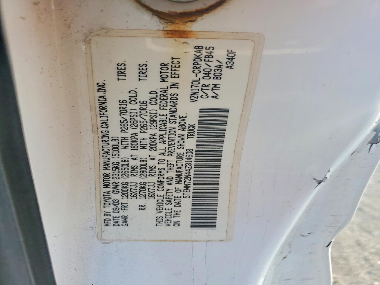 2004 TOYOTA TACOMA photo 12