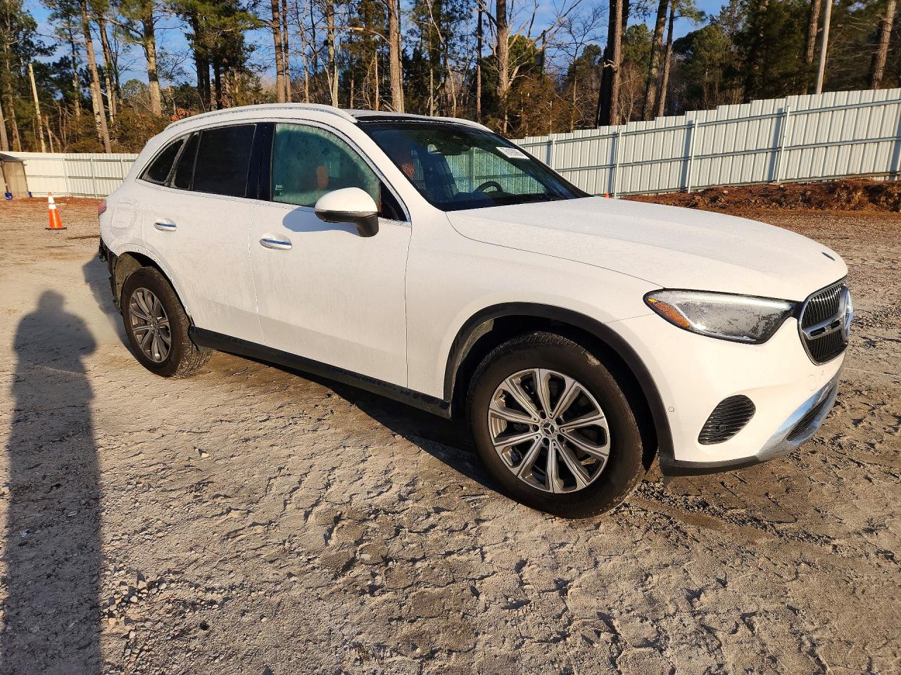 2025 MERCEDES-BENZ GLC 300 photo 10