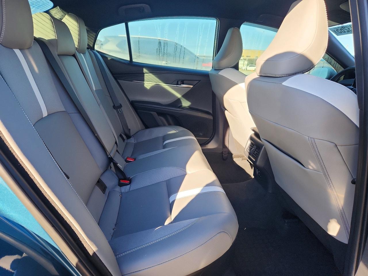 2025 TOYOTA CAMRY SE photo 10