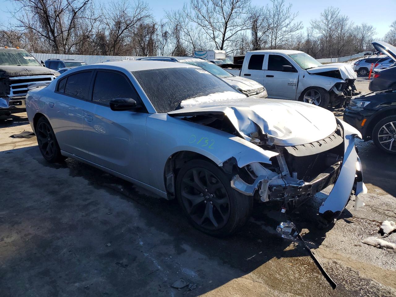 2020 DODGE CHARGER SXT photo 7