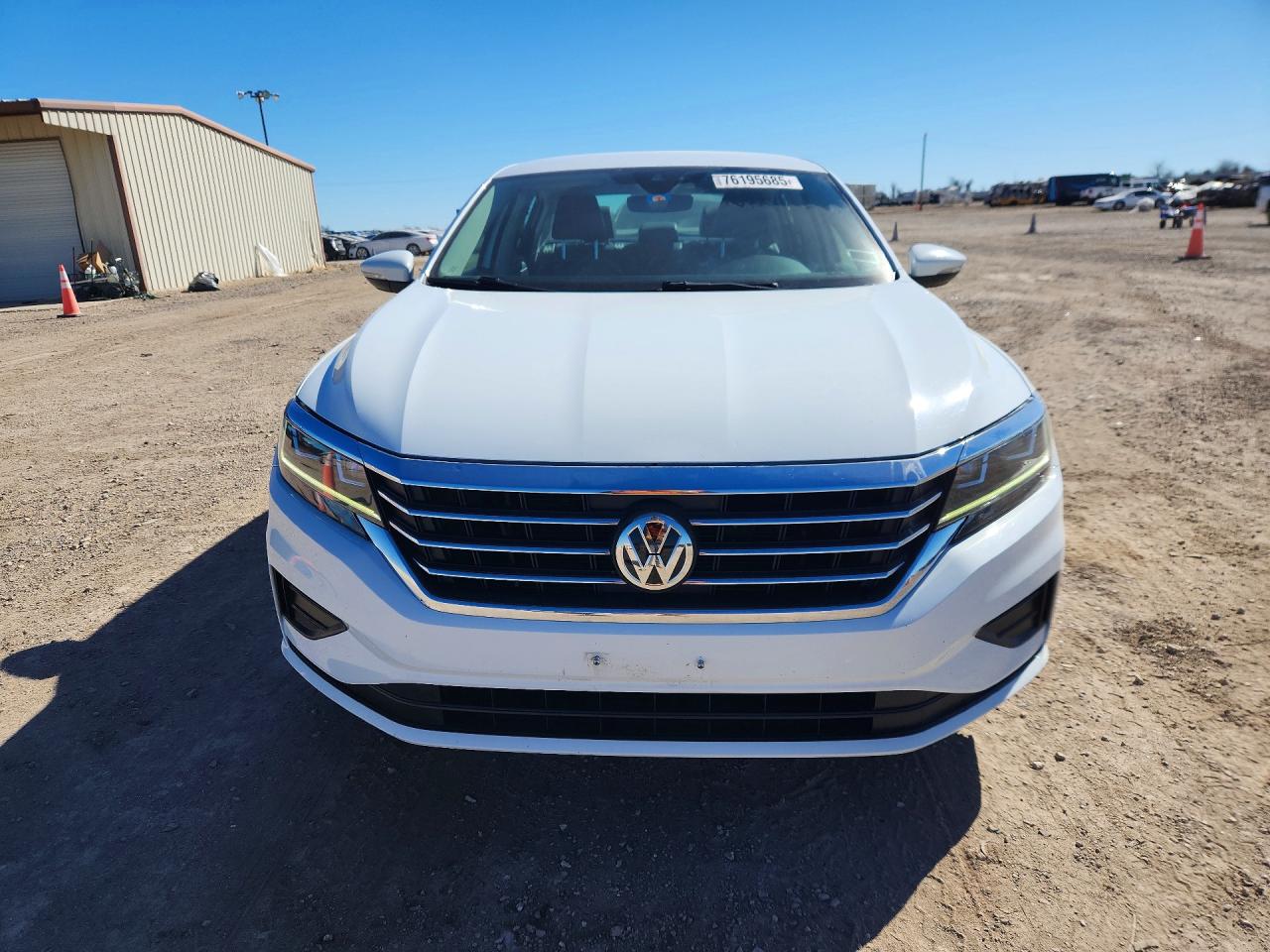 2020 VOLKSWAGEN PASSAT SE photo 9